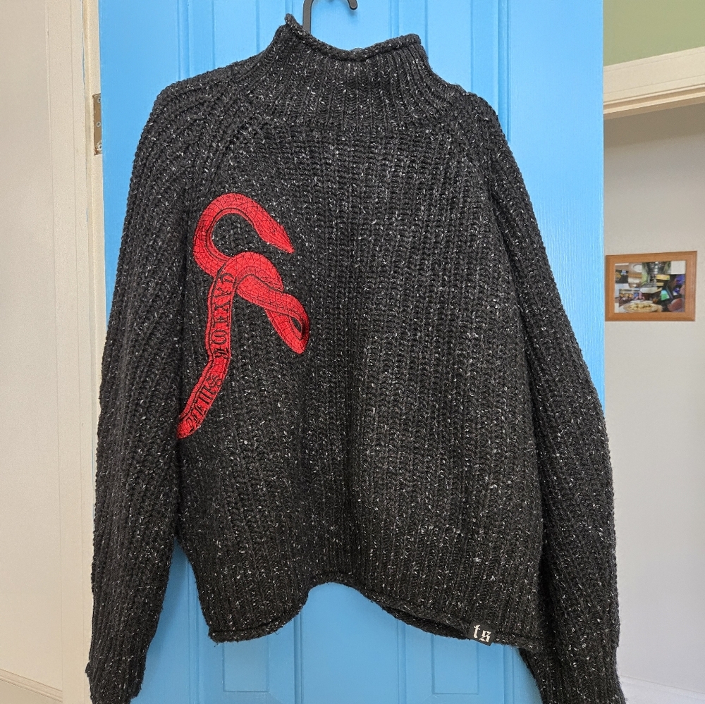 Reputation mockneck